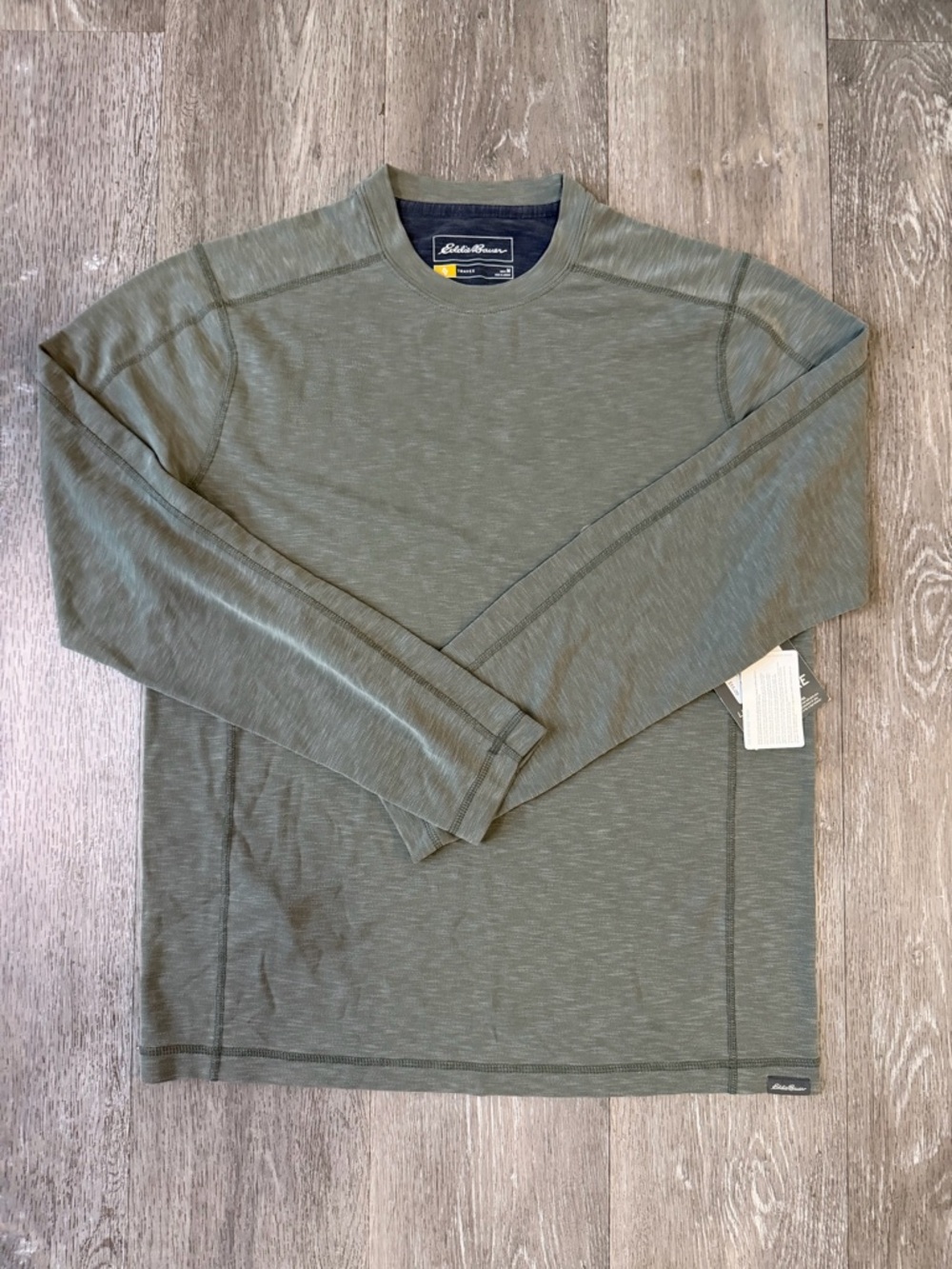 Eddie Bauer Lightweight Long-Sleeve Crew in Olive